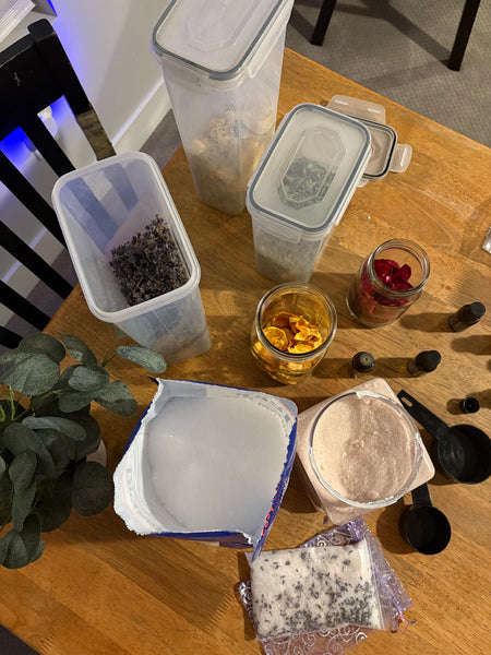 🌹 Rose Blossom + Milk & Honey Glow infused bath salts – “Self-Love in Petal Form”